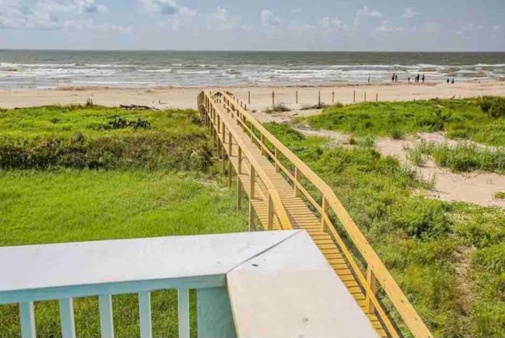 Beachfront Retreat! 3 Steps To Walkover! Surfside Beach Buitenkant foto